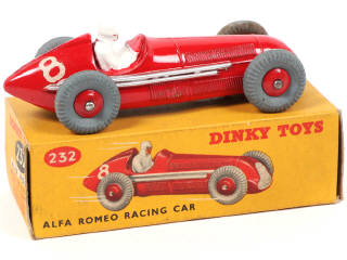 Lot 545 - DINKY TOYS (GB) (1)