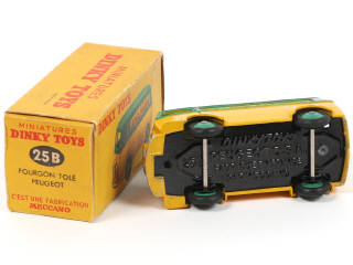 Lot 492 - DINKY TOYS (FRANCE) (1)