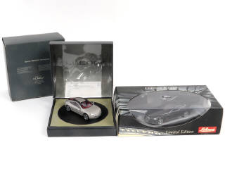 Lot 116 - DIVERS (2)