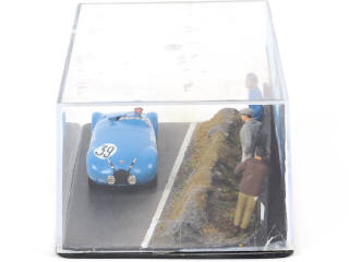 Lot 115 - DIVERS (1)