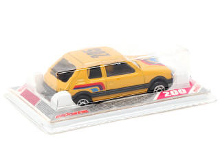 Lot 64 - MAJORETTE (FRANCE) (1)