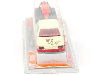Lot 71 - MAJORETTE (FRANCE) (1)