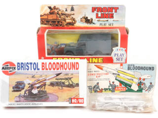 Lot 225 - AIRFIX (GB) (3)