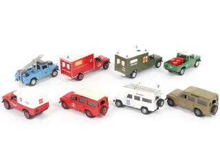 Lot 101 - DIVERS (8)