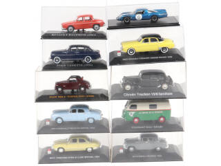 Lot 84 - DIVERS (10)