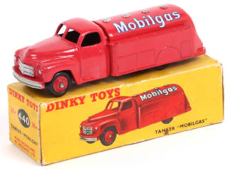 Lot 349 - DINKY TOYS (GB) (1)