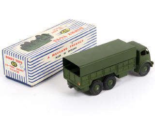 Lot 353 - DINKY TOYS (GB) (1)