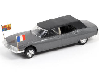 Lot 122 - REPLICARS BV (PAYS-BAS) (1)