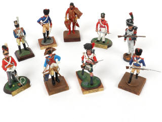 Lot 9 - DIVERS (9)