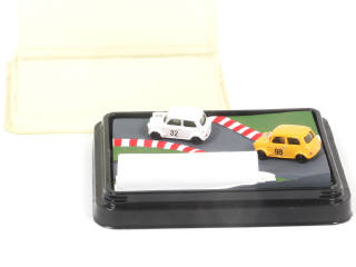 Lot 391 - MINI MODELS (PAYS BAS) (1)