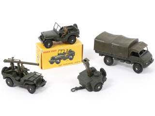 Lot 158 - DINKY TOYS (FRANCE) (4)