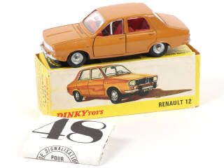 Lot 140 - DINKY TOYS (FRANCE) (1)