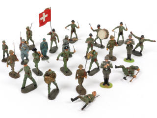 Lot 7 - DIVERS (23)