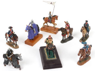 Lot 13 - DIVERS (8)