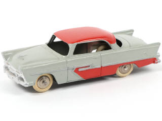 Lot 184 - DINKY TOYS (FRANCE) (1)