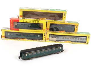 Lot 44 - FLEISCHMANN 'HO' (ALLEMAGNE) (5)