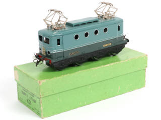 Lot 25 - HORNBY 'O' (FRANCE) (1)