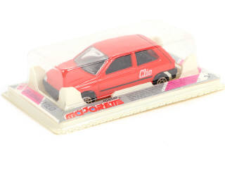 Lot 33 - MAJORETTE (FRANCE) (1)