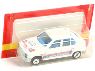 Lot 40 - MAJORETTE (FRANCE) (1)