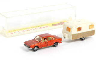 Lot 93 - MAJORETTE (FRANCE) (1)