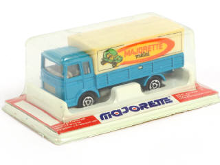 Lot 104 - MAJORETTE (FRANCE) (1)