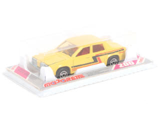 Lot 154 - MAJORETTE (FRANCE) (1)