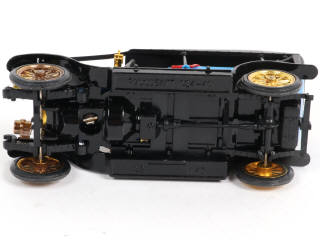 Lot 142 - DIVERS (URSS) (4)