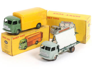 Lot 402 - DINKY TOYS (FRANCE) (2)