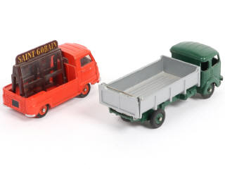 Lot 398 - DINKY TOYS (FRANCE) (2)