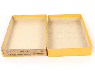 Lot 354 - DINKY TOYS (FRANCE) (1)