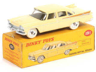 Lot 608 - DINKY TOYS (GB) (1)