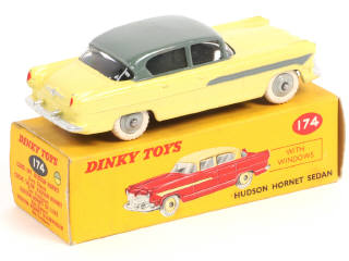 Lot 601 - DINKY TOYS (GB) (1)