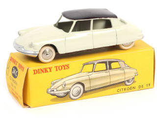 Lot 397 - DINKY TOYS (FRANCE) (1)