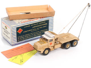 Lot 537 - DINKY TOYS (FRANCE) (1)