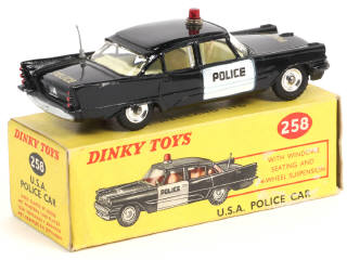 Lot 620 - DINKY TOYS (GB) (1)
