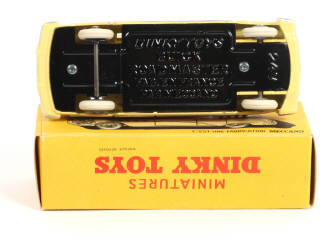 Lot 438 - DINKY TOYS (FRANCE) (1)
