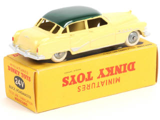 Lot 438 - DINKY TOYS (FRANCE) (1)