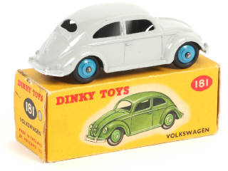 Lot 607 - DINKY TOYS (GB) (1)