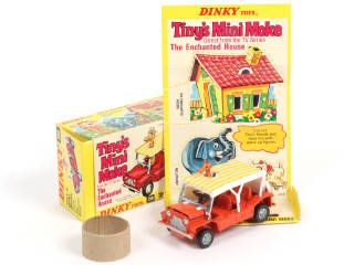 Lot 634 - DINKY TOYS (GB) (1)