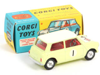 Lot 195 - CORGI TOYS (GB) (1)
