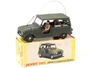 Lot 543 - DINKY TOYS (FRANCE) (1)