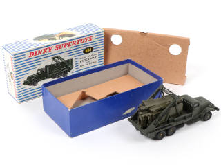 Lot 549 - DINKY TOYS (FRANCE) (1)