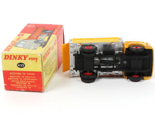 Lot 642 - DINKY TOYS (GB) (1)