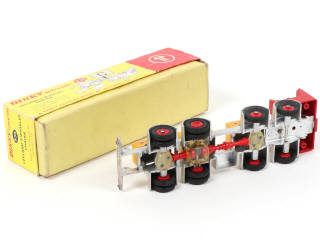 Lot 644 - DINKY TOYS (GB) (1)