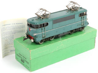Lot 6 - HORNBY 'O' (FRANCE) (1)