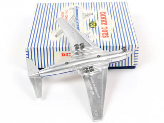 Lot 652 - DINKY TOYS (GB) (1)