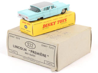 Lot 508 - DINKY TOYS (FRANCE) (2)