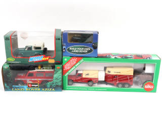 Lot 137 - DIVERS (4)