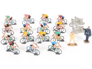 Lot 1 - DIVERS (19)