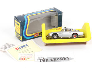 Lot 207 - CORGI TOYS (GB) (1)